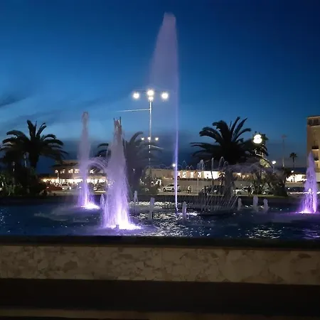 Villino San Martino 350m Dal Mare With Covered Parking ヴィラ ヴィアレッジョ